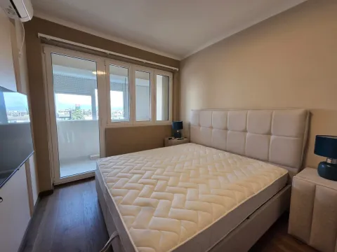 Rent, two bedroom apartment, 75m², Preko Morače, Podgorica - image 6
