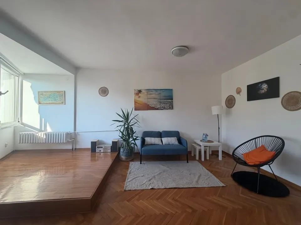 Prodaja, dvosoban stan, 42m², Autokomanda, Voždovac Sve Podlokacije