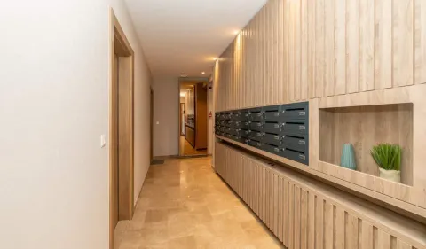 Prodaja, trosoban stan, 149m², Gospoština, Budva - image 16