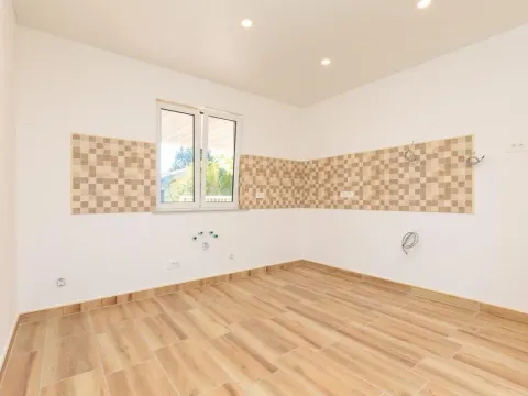 Sale, house, 123m², Šušanj, Bar - image 13