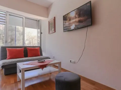 Prodaja, garsonjera, 37m², Rafailovići, Budva - image 2