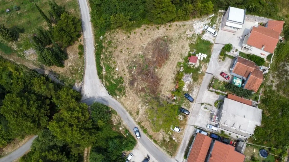 Prodaja, plac, 1900m², Kotor, Crna Gora