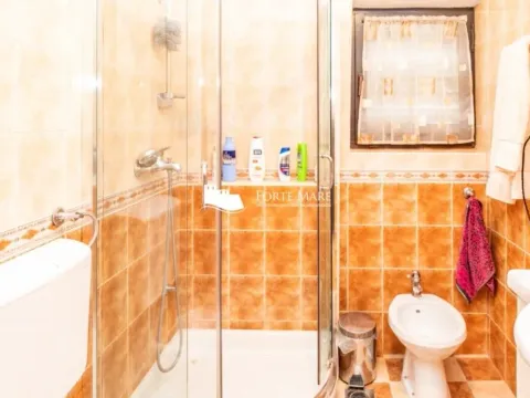 Prodaja, dvosoban stan, 92m², Herceg Novi, Crna Gora - image 3