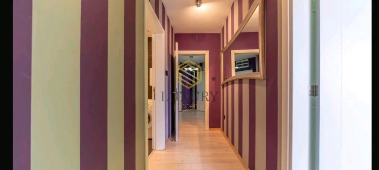 Izdavanje, trosoban stan, 140m², Podgorica, Crna Gora