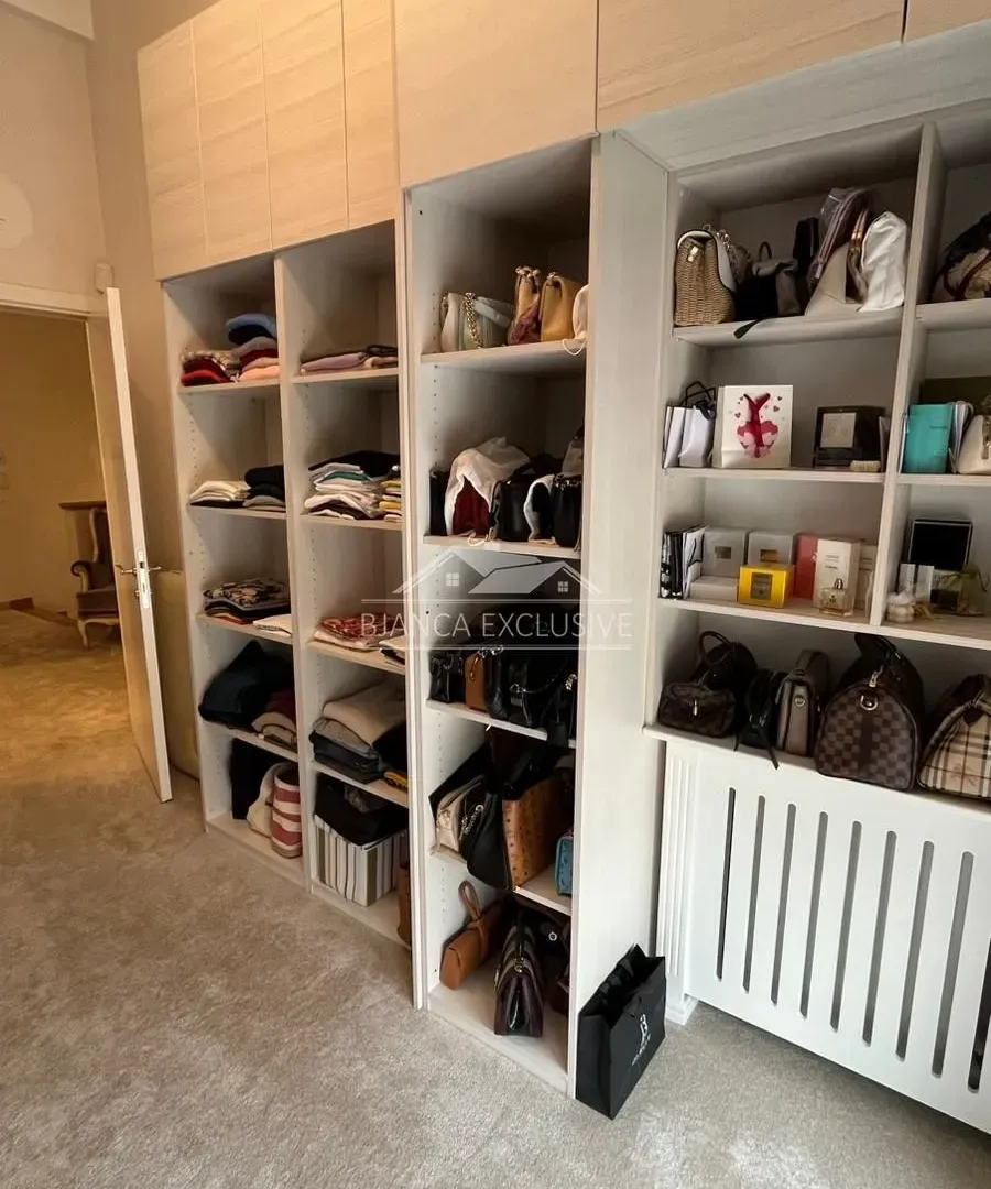 Prodaja, stan, 231m², Savski Venac, Beograd