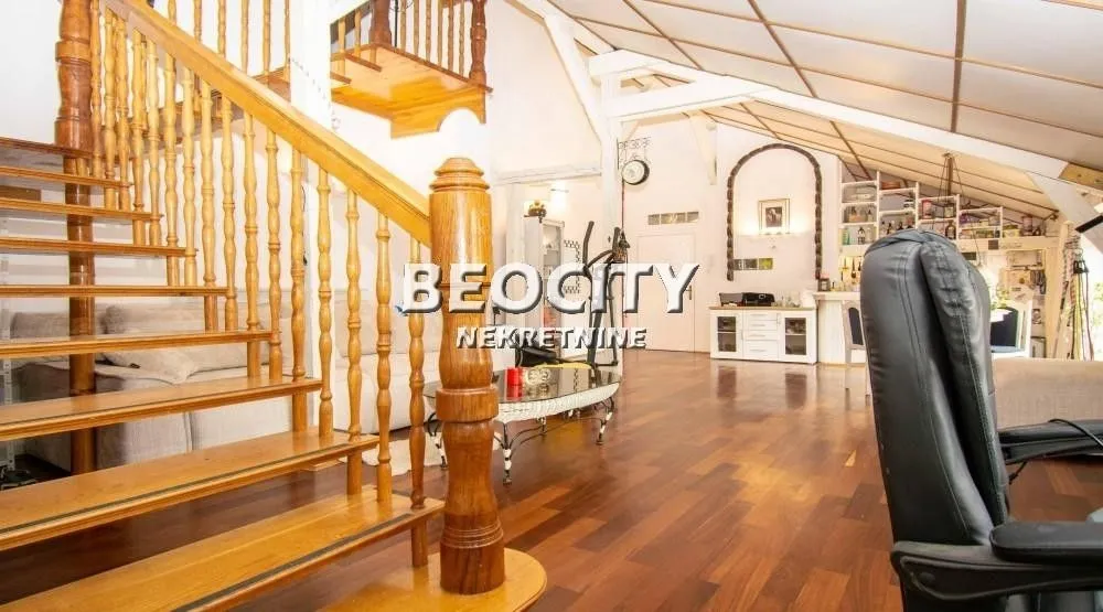 Izdavanje, trosoban stan, 110m², Knez Mihajlova Centar, Centar Sve Podlokacije