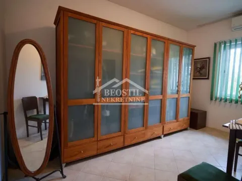 Prodaja, kuća, 304m², Kikinda, Srbija - image 12