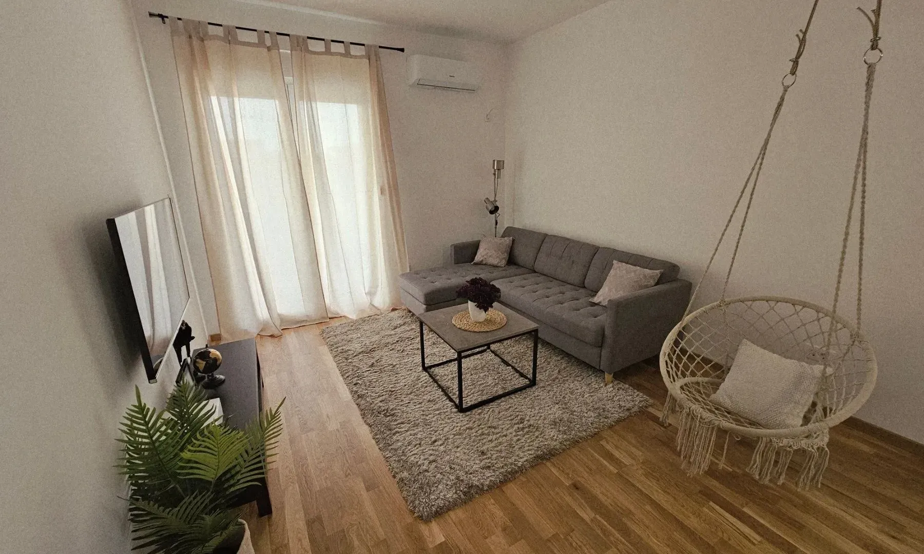 Izdavanje, jednosoban stan, 47m², Zagorič, Podgorica