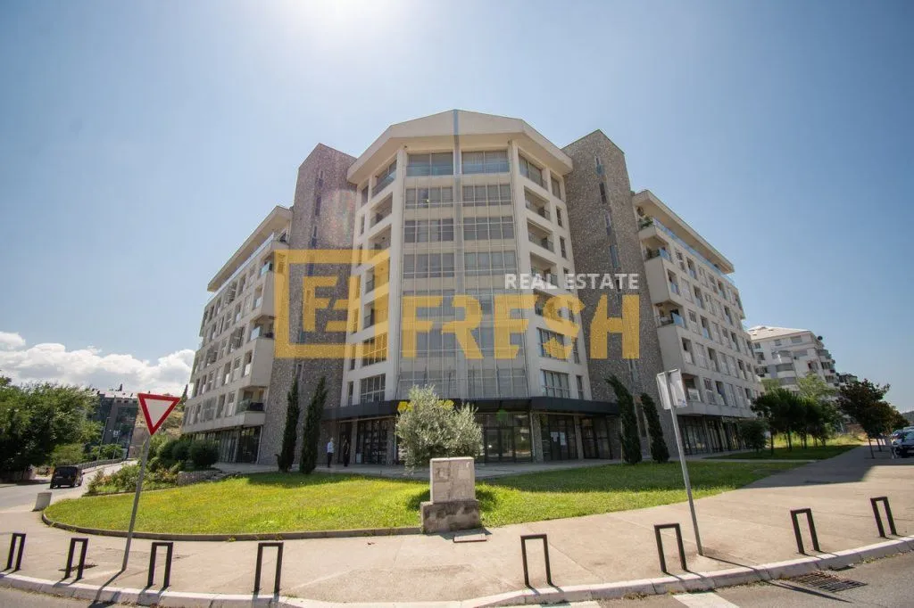 Sale, office space, 96m², Momišići, Podgorica