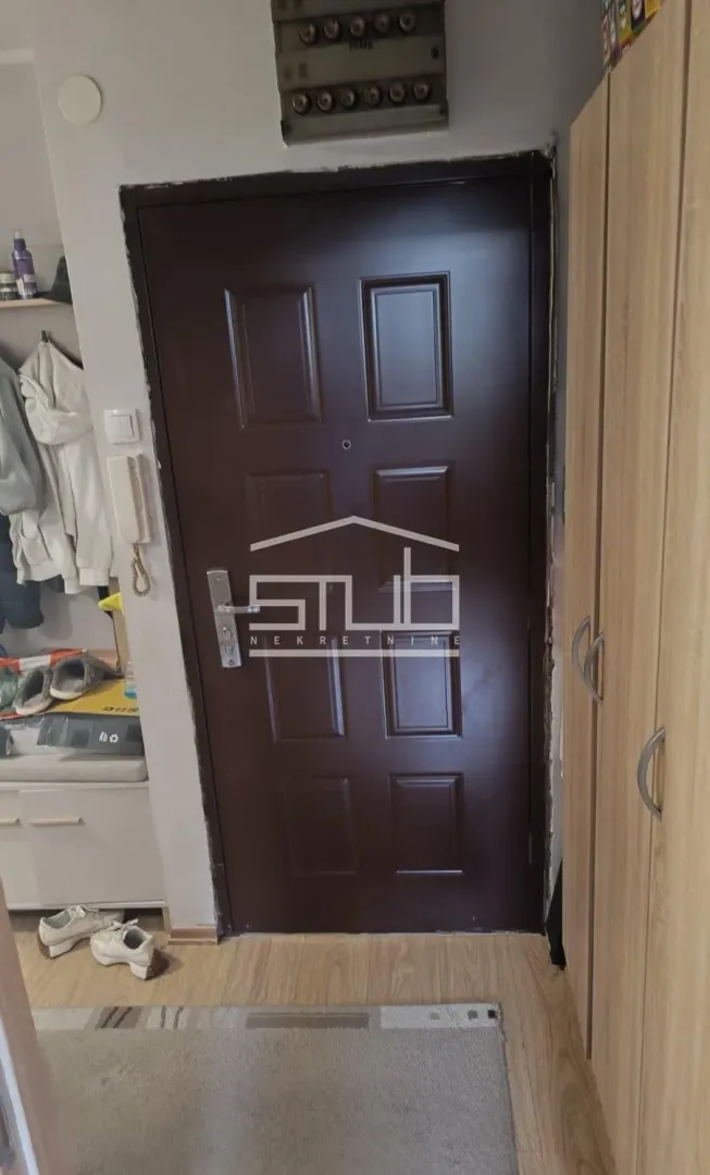 Sale, four bedroom apartment, 68m², Zvezdara Sve Podlokacije, Beograd