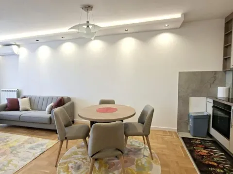 Izdavanje, dvosoban stan, 55m², Olimp, Zvezdara Sve Podlokacije - image 2