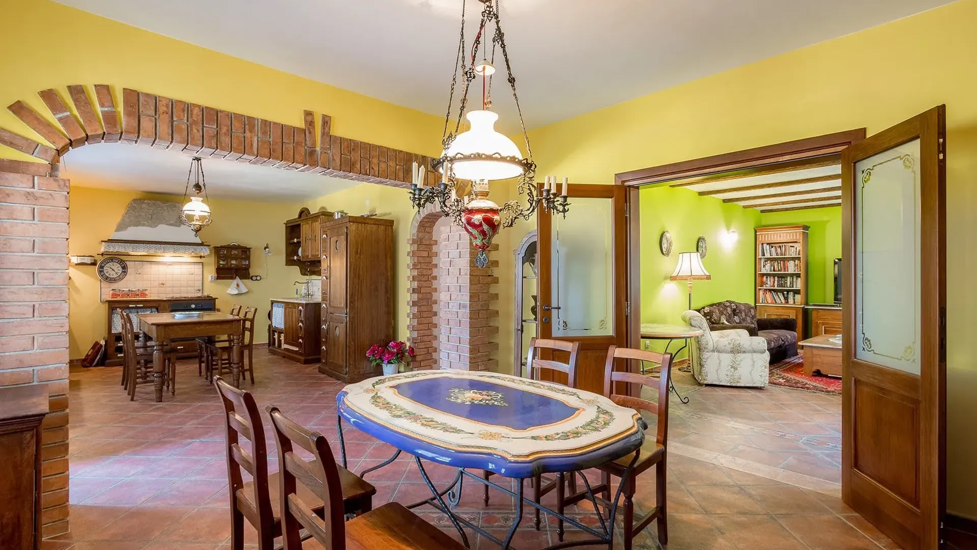 Sale, house, 365m², Dobrota, Kotor