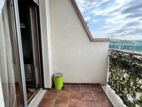 Prodaja, jednosoban stan, 46m², Krivi Most, Podgorica - image 7