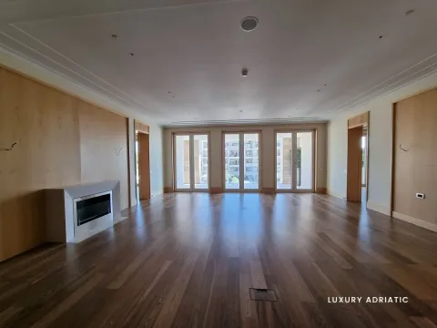 Prodaja, dvosoban stan, 187m², Tivat, Crna Gora - image 10