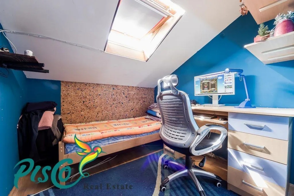 Prodaja, trosoban stan, 90m², Ljubović, Podgorica