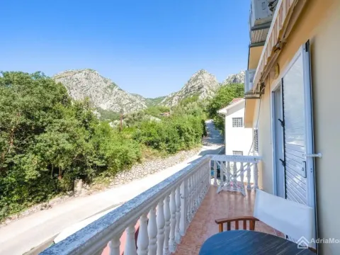 Prodaja, dvosoban stan, 53m², Orahovac, Kotor - image 17