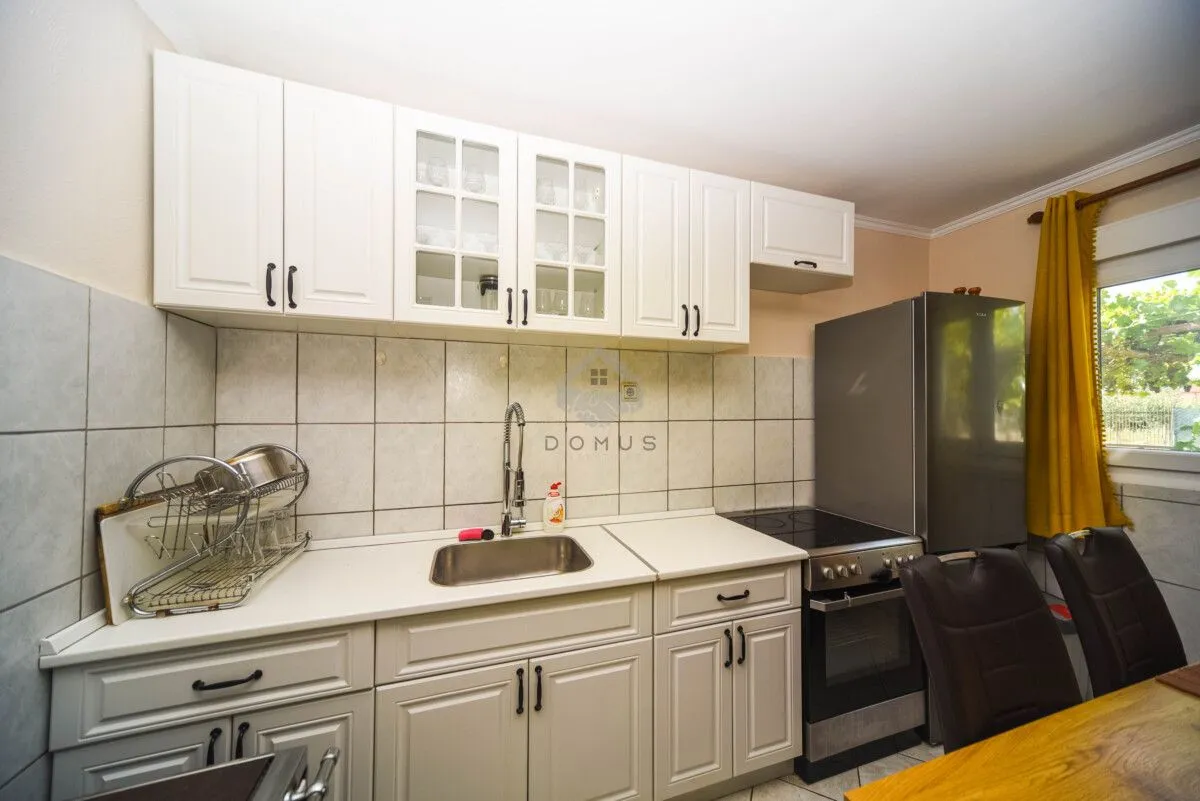 Rent, house, 102m², Podgorica, Crna Gora