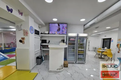 Rent, office space, 180m², Adice, Novi Sad Sve Podlokacije - image 13