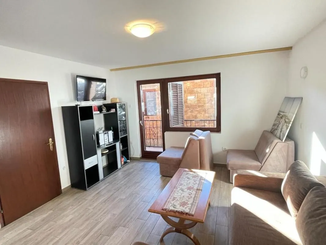 Prodaja, kuća, 90m², Sutomore, Bar