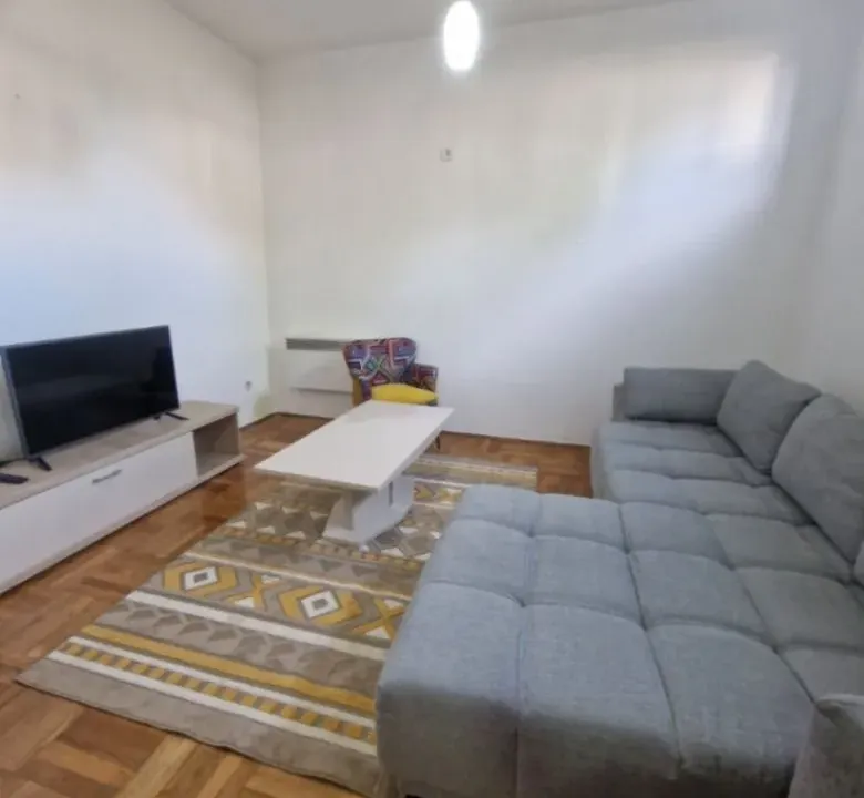 Rent, one bedroom apartment, 39m², Blok 9, Podgorica