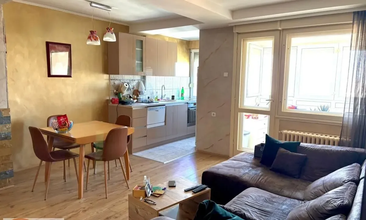 Sale, three bedroom apartment, 70m², Voždovac Sve Podlokacije, Beograd