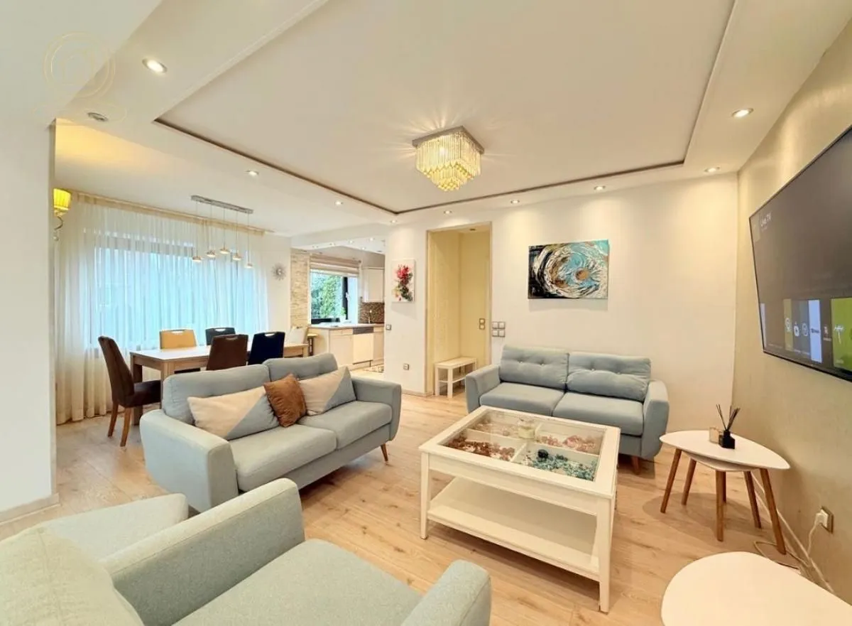 Prodaja, trosoban stan, 85m², Crveni Krst, Beograd