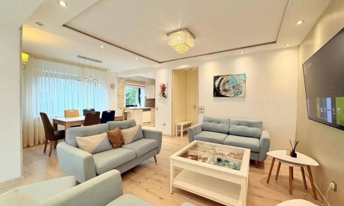 Prodaja, trosoban stan, 85m², Crveni Krst, Beograd