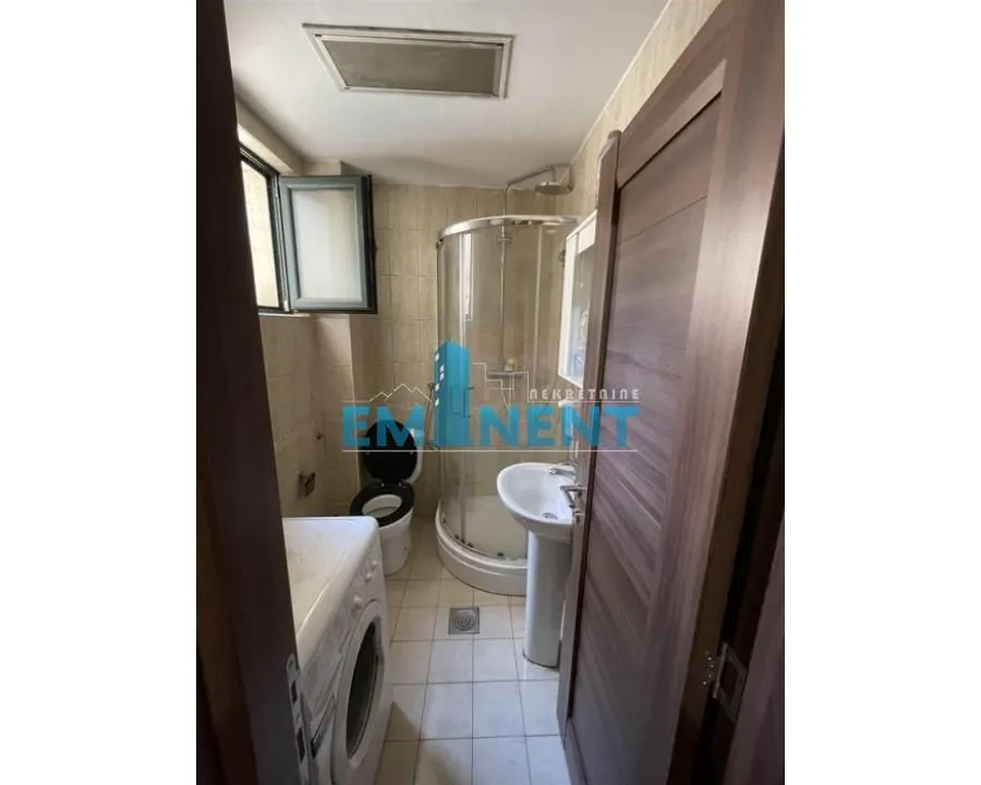 Rent, apartment, 64m², Južni Bulevar, Vračar Sve Podlokacije