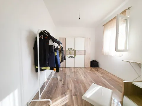 Izdavanje, kuća, 137m², Donji Kokoti, Podgorica - image 9