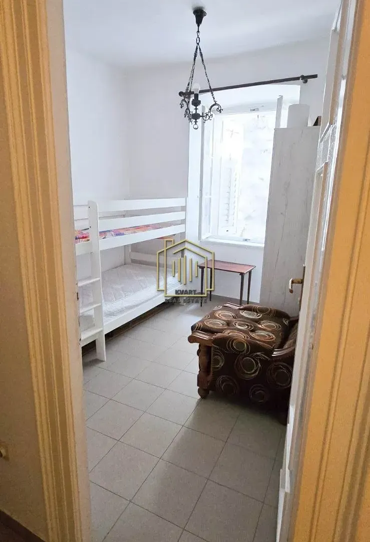 Prodaja, trosoban stan, 72m², Kotor, Crna Gora