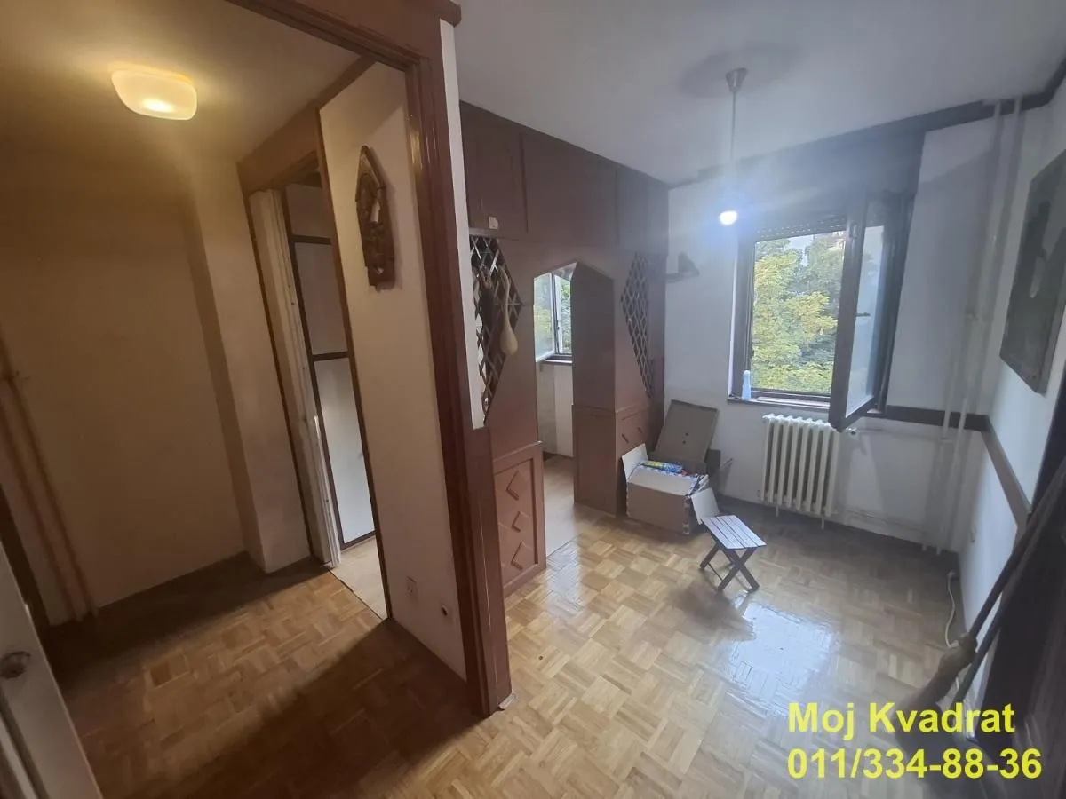 Prodaja, jednosoban stan, 44m², Golf Naselje, Beograd