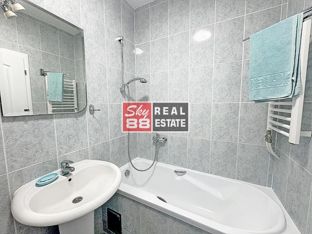 Prodaja, dvosoban stan, 43m², Bulevar Evrope, Novi Sad Sve Podlokacije