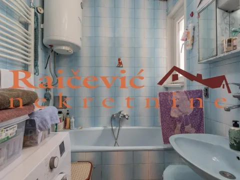 Prodaja, trosoban stan, 90m², Stari Grad, Beograd - image 14