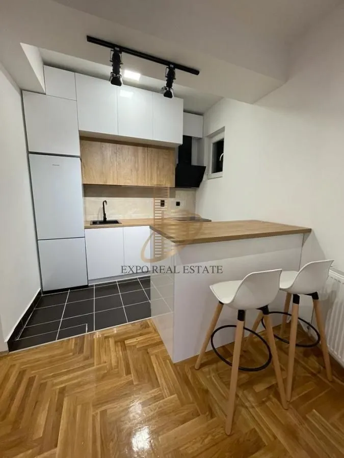 Prodaja, jednosoban stan, 50m², Bulevar Evrope, Novi Sad Sve Podlokacije