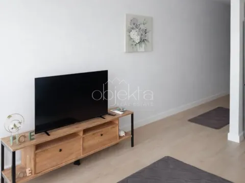 Rent, apartment, 45m², Tivat, Crna Gora - image 3