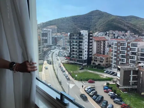 Rent, one bedroom apartment, 67m², Budva, Crna Gora - image 5