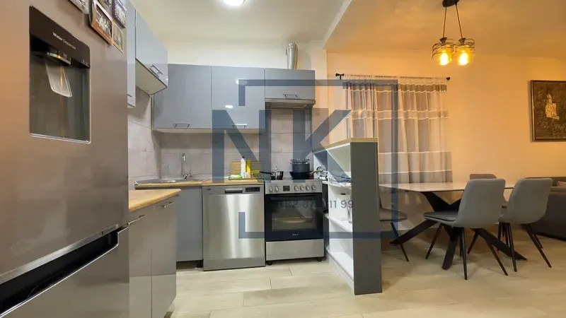 Prodaja, dvosoban stan, 62m², Stari Aerodrom, Podgorica