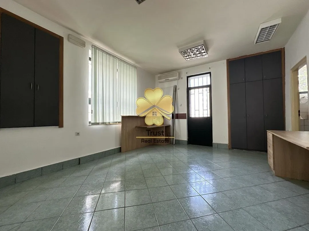 Rent, office space, 42m², Centar, Podgorica