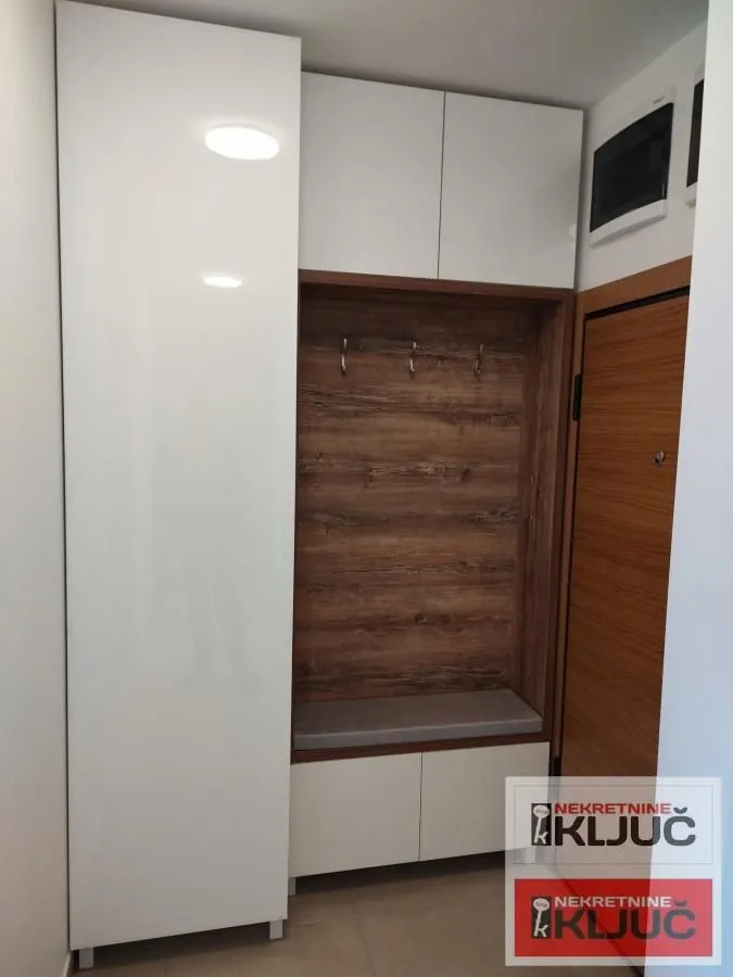 Izdavanje, trosoban stan, 57m², Kej, Novi Sad Sve Podlokacije