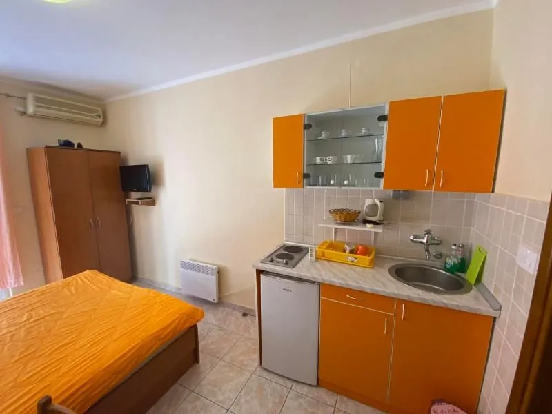 Prodaja, kuća, 200m², Tivat, Crna Gora