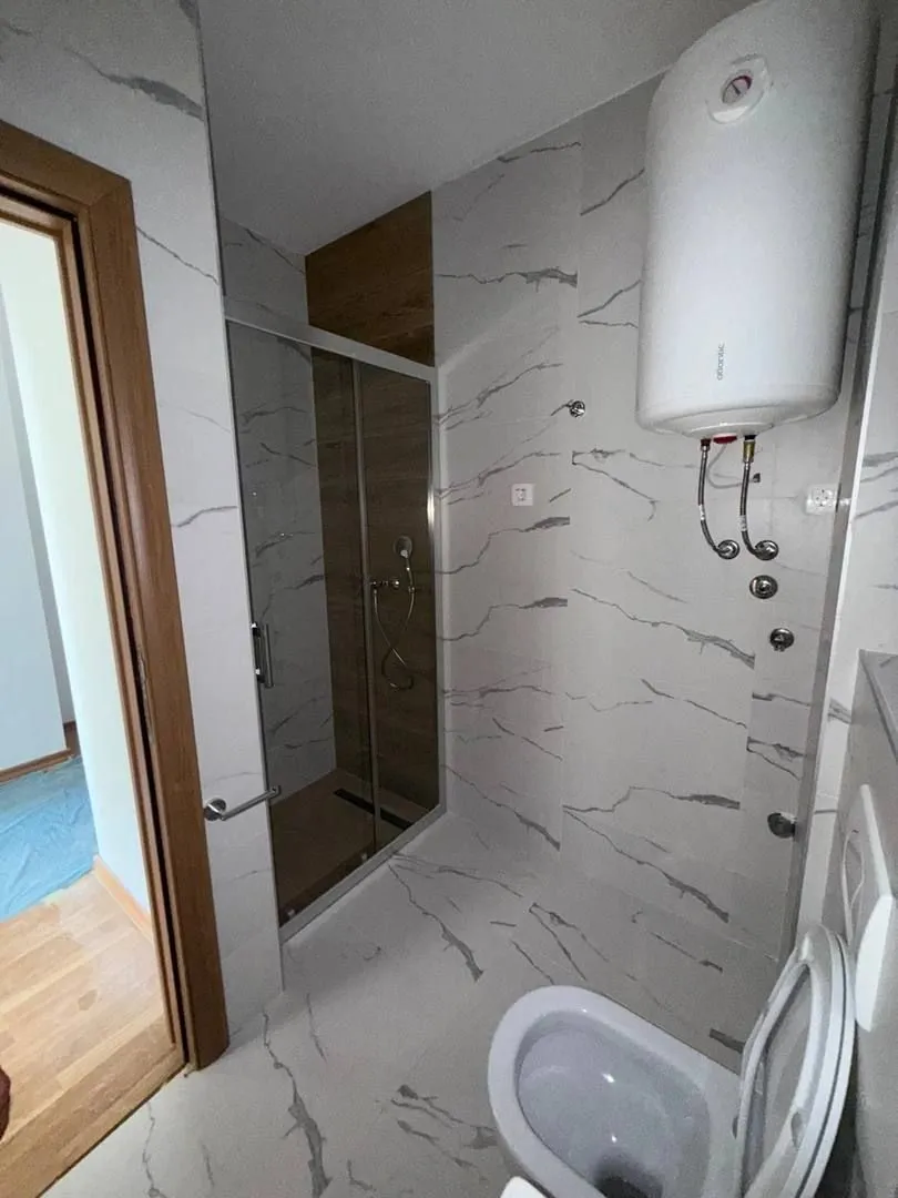 Prodaja, jednosoban stan, 44m², Podkošljun, Budva