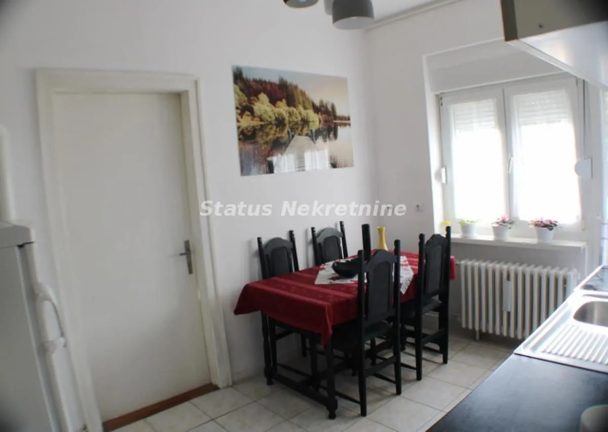 Prodaja, dvosoban stan, 77m², Grbavica, Novi Sad Sve Podlokacije