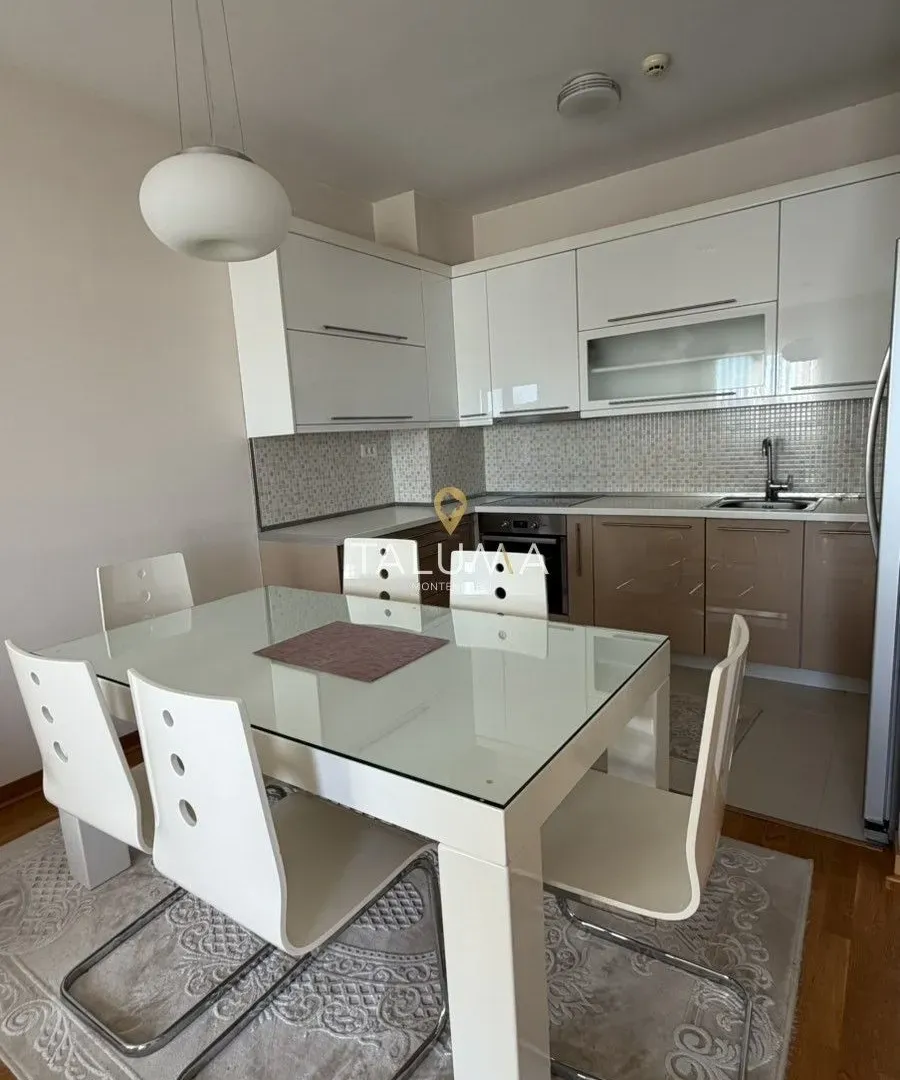 Prodaja, dvosoban stan, 63m², City Kvart, Podgorica