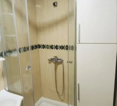 Izdavanje, jednosoban stan, 40m², Centar, Podgorica - image 6