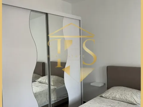 Rent, two bedroom apartment, 80m², Centar, Tivat - image 9