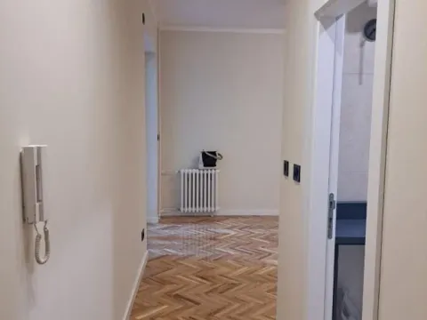 Prodaja, dvosoban stan, 59m², Stari grad, Novi Sad - image 4