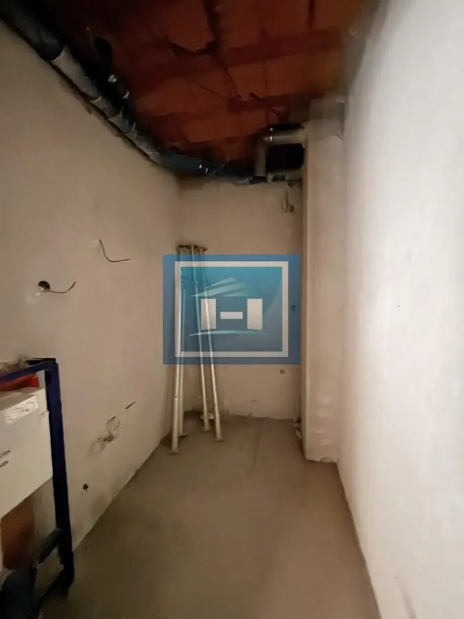 Prodaja, jednosoban stan, 65m², Centar, Jagodina
