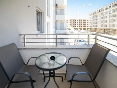 Izdavanje, jednosoban stan, 41m², Ulcinj, Crna Gora - image 7