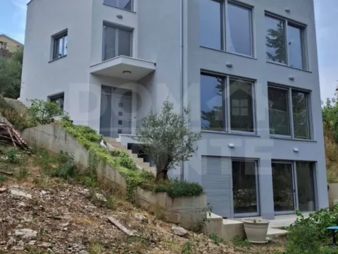 Stan in Radovići