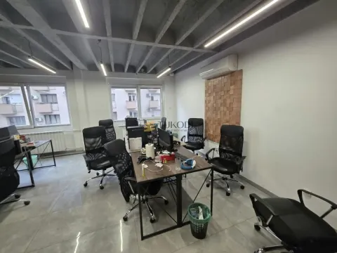 Rent, office space, 70m², Sarajevska, Beograd - image 2